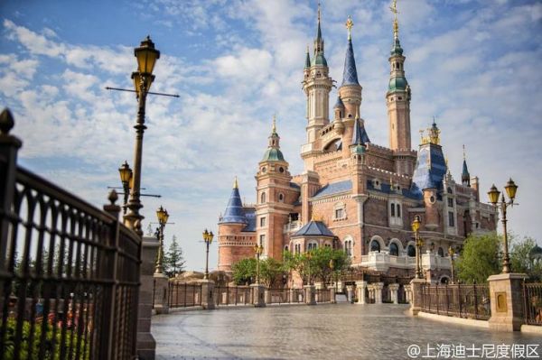 上海迪士尼乐园设计优缺点？上海迪士尼乐园设计师