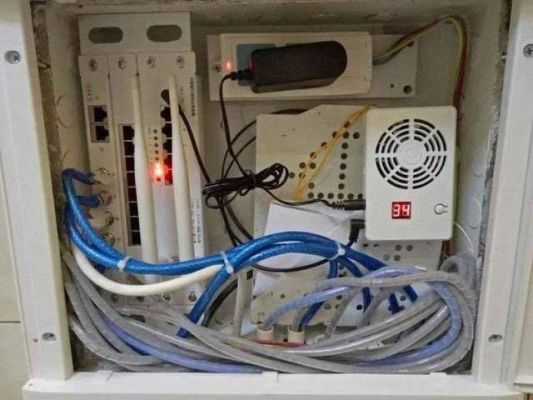 弱电箱在卧室，把光猫和路由器放里面，这样卧室会有噪音吗？无噪声卧室设计图