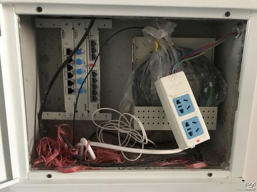弱电箱在卧室，把光猫和路由器放里面，这样卧室会有噪音吗？无噪声卧室设计图