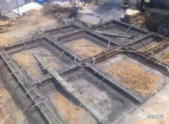 斜坡建房地基怎么建好？斜坡地建房基础设计