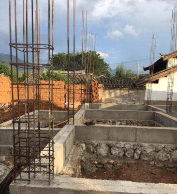 斜坡建房地基怎么建好？斜坡地建房基础设计