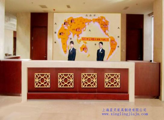 四星级酒店前台的台面高度、宽度是多少(客人用的和员工用的)？高层酒店设计高度要求