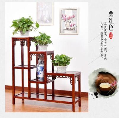 客厅进门摆什么花架好？家装门口设计花架
