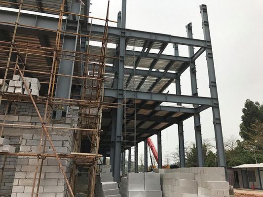 三层钢结构的安装步骤？三层钢结构楼房设计