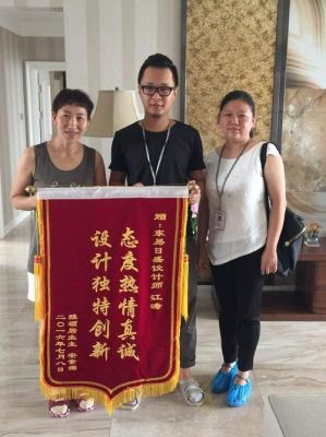 送装修公司个性锦旗标语？赠室内设计师锦旗用词
