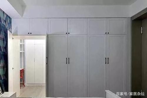 衣柜外露下挡风板多高合适？（1.5高的衣橱设计）