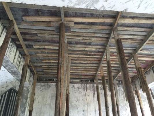 农村砖结构自建房的木结构瓦屋面想改成混凝土平屋面，光在四周设置一圈圈梁不加横梁行吗？（农村砖混瓦房设计图）