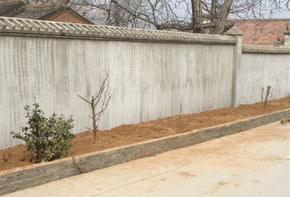 农村自建房挨着马路围墙怎么建？（乡村建房带围墙设计图）
