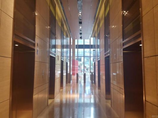 平安金融中心一层多少平？（平安金融中心大厦室内设计）