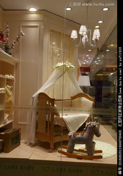 母婴店内产品陈列如何做？（婴童店橱窗设计）
