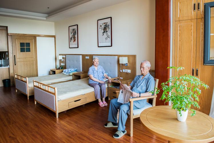 小区商品房可以设私人养老院吗？（敬老院住房设计）