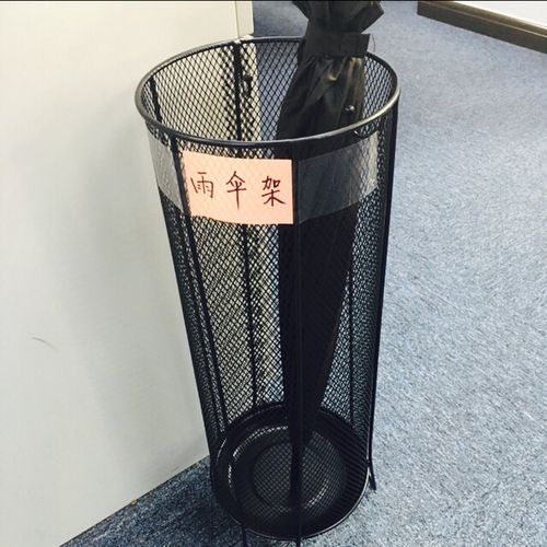 湿雨伞在电影院放哪？（办公室设计放湿雨伞的地方）