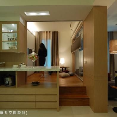 进门把卧室和客厅分开的假墙怎么设计？（卧室错层设计图）